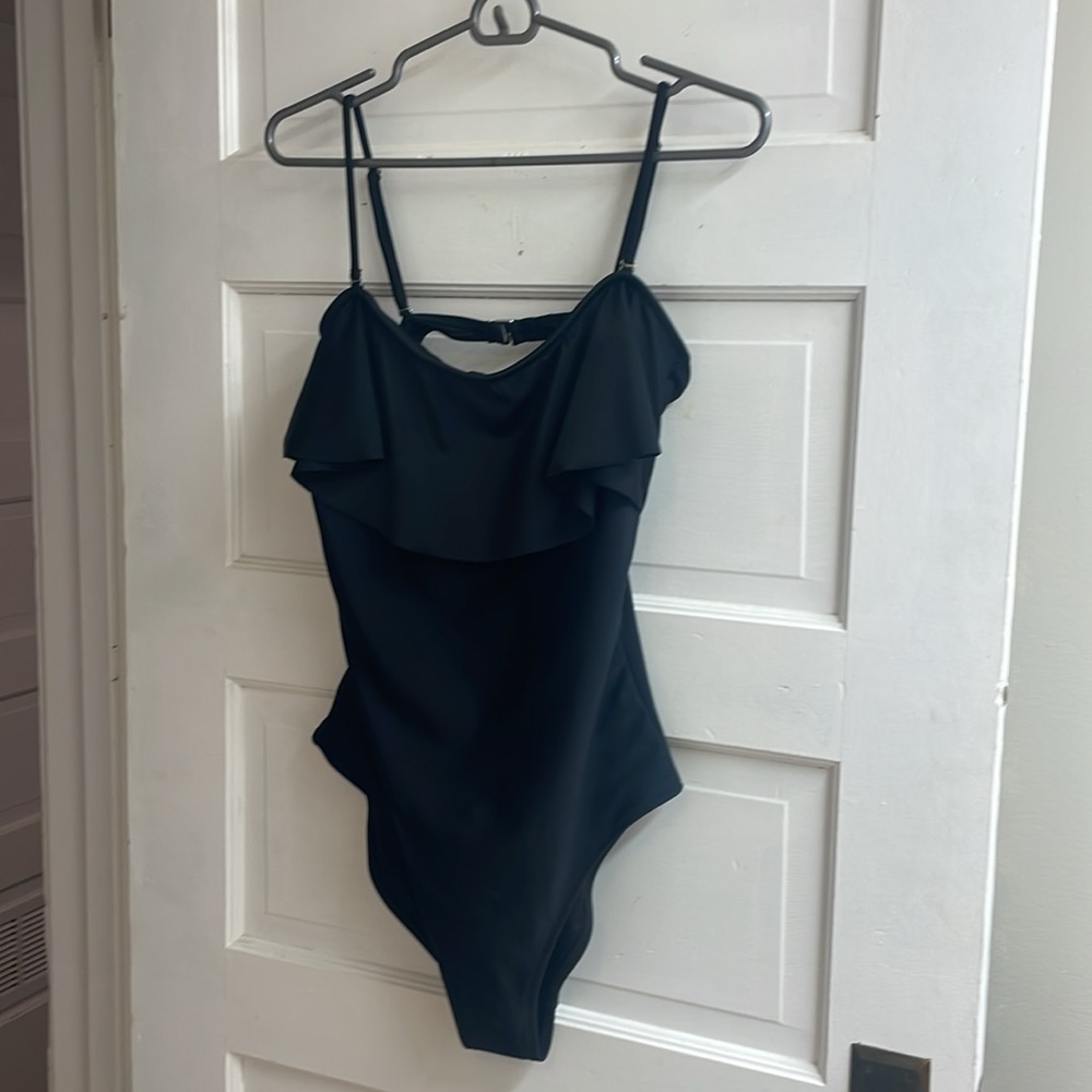 NWT Old Navy One Piece Ruffle Swimsuit